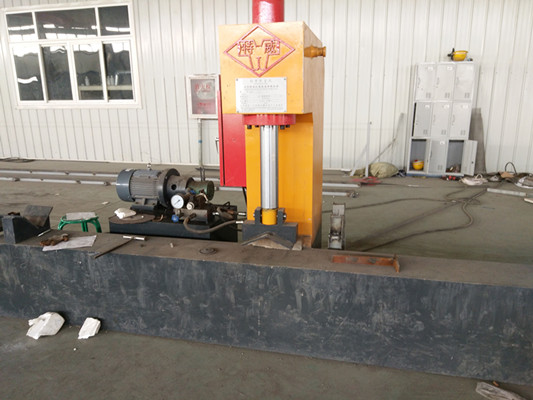 太陽能路燈,燈桿生產設備